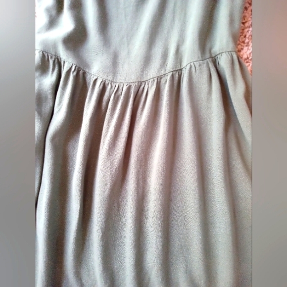 Woman size small dress - Picture 7 of 7